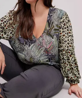 -Bl^Nk- - Sibley Safari Cheetah Print Blouse