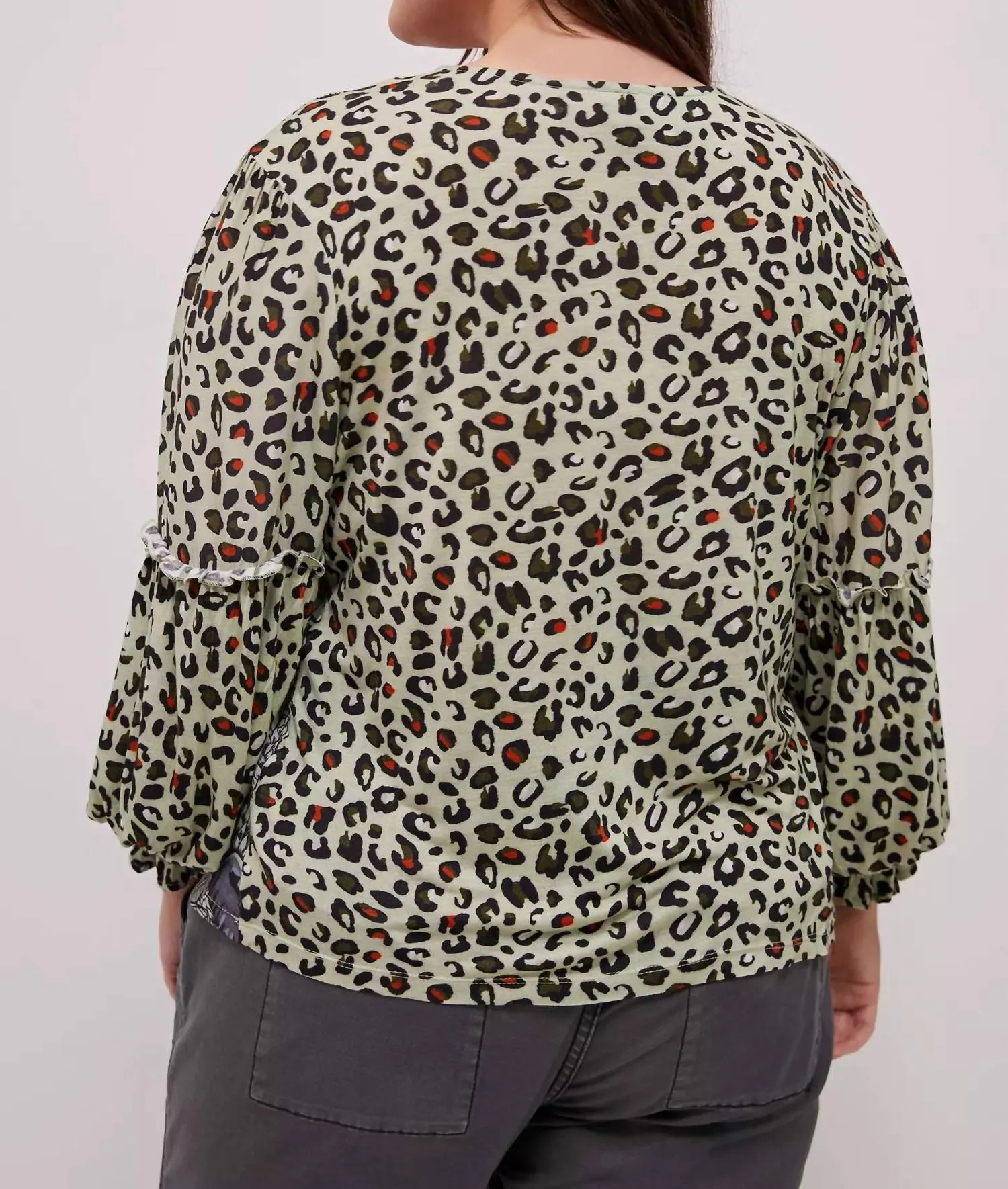 -Bl^Nk- - Sibley Safari Cheetah Print Blouse