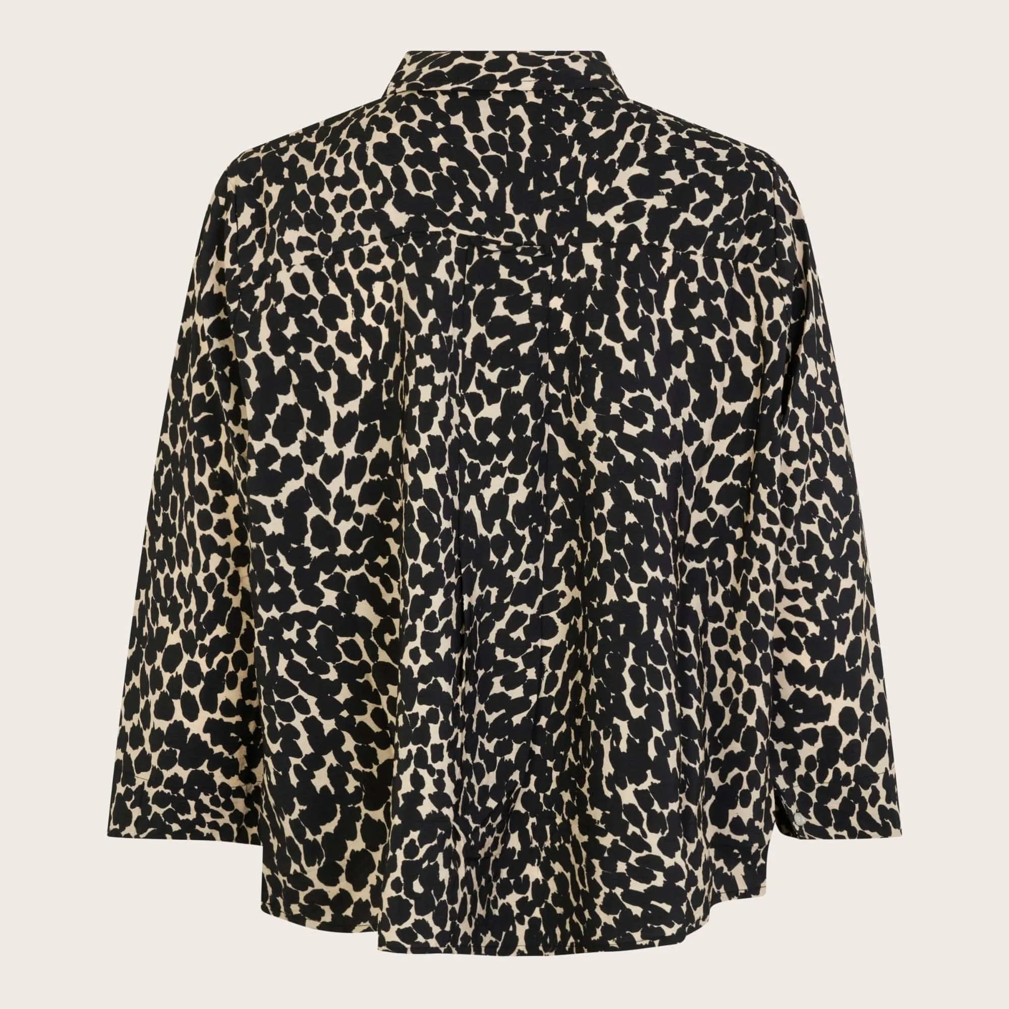 Masai Iduki Shirt in Black Leopard
